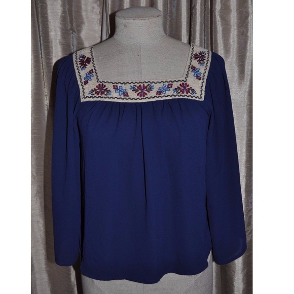 Flying Tomato Tops - sold FLYING TOMATO Blue Folk Embroidered Swing Top